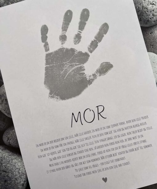 Mors dags plakat fra Karens Univers - Digtet om mor